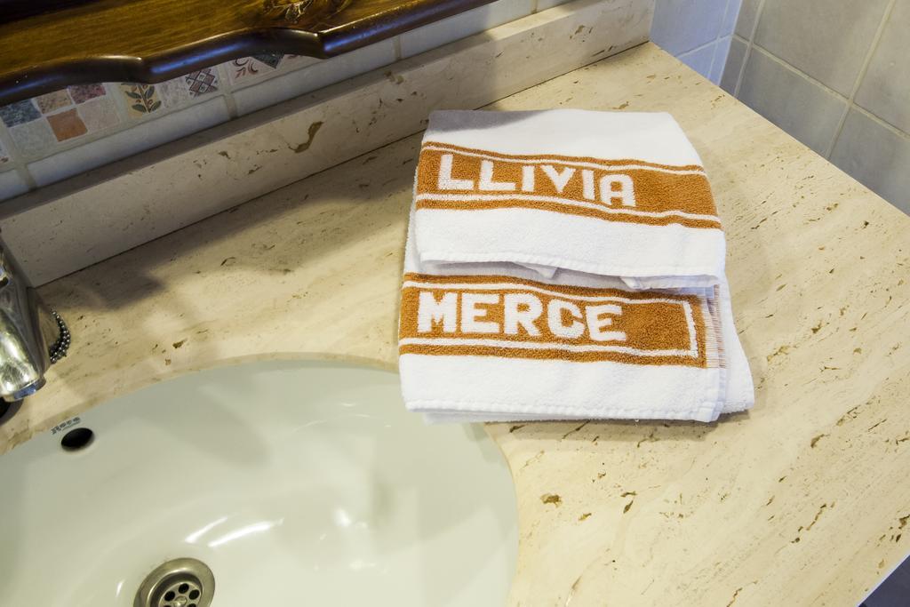 Hotel Fonda Merce Llivia Cameră foto